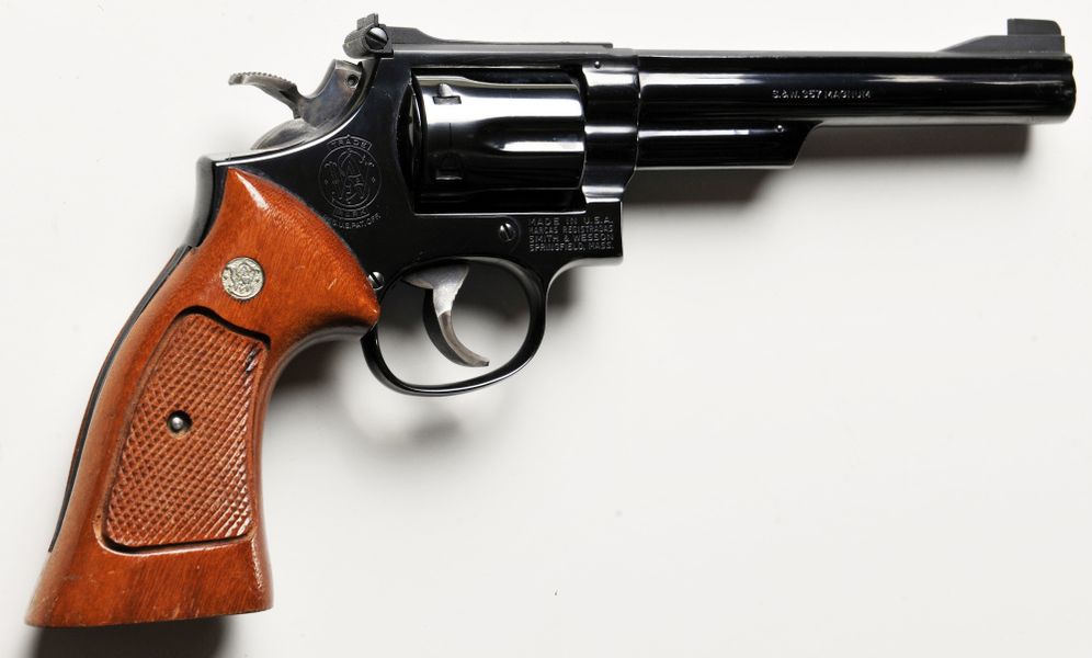 Smith & Wesson 19-3  357 Magnum 6"